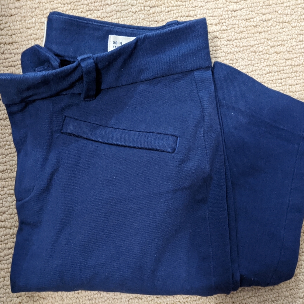 Woman’s Gap Skinny Ankle pants Sz. 00 R